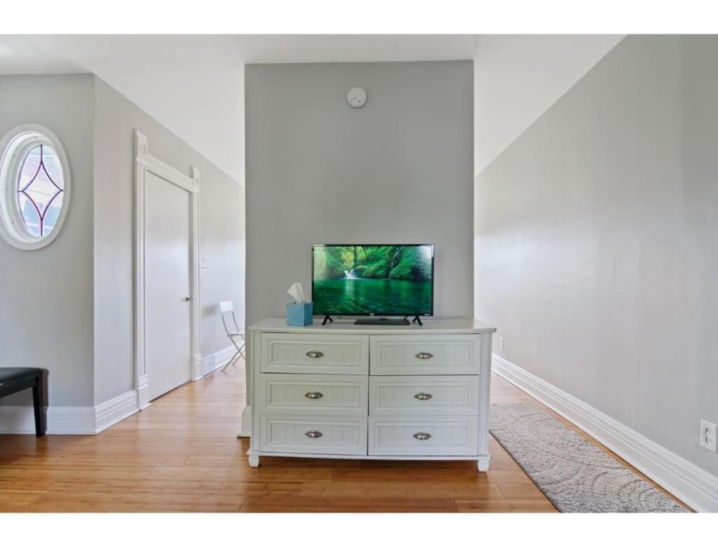 Apartment Housepitality - The Franklinton Crown - Location *